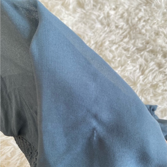 Aritzia Wilfred Tempest Blouse - Picture 9 of 9
